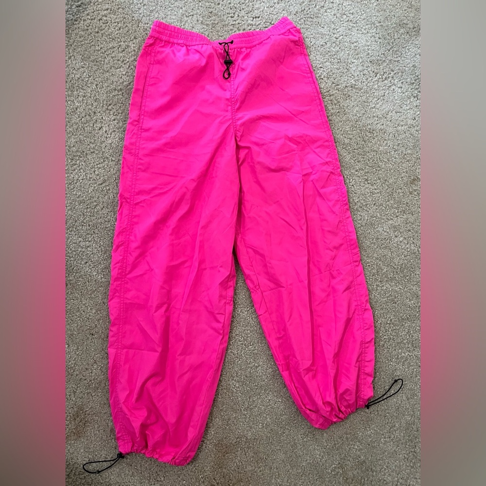 Aritzia TNA pink joggers